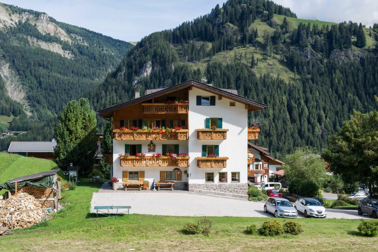 Villa Insam Sëlva di Val Gardena Eksteriør billede