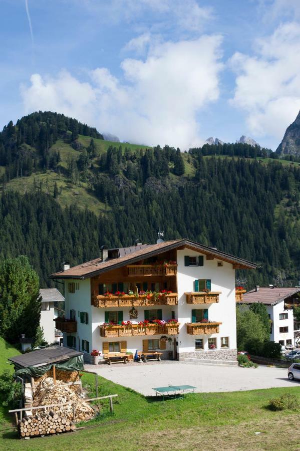 Villa Insam Sëlva di Val Gardena Eksteriør billede