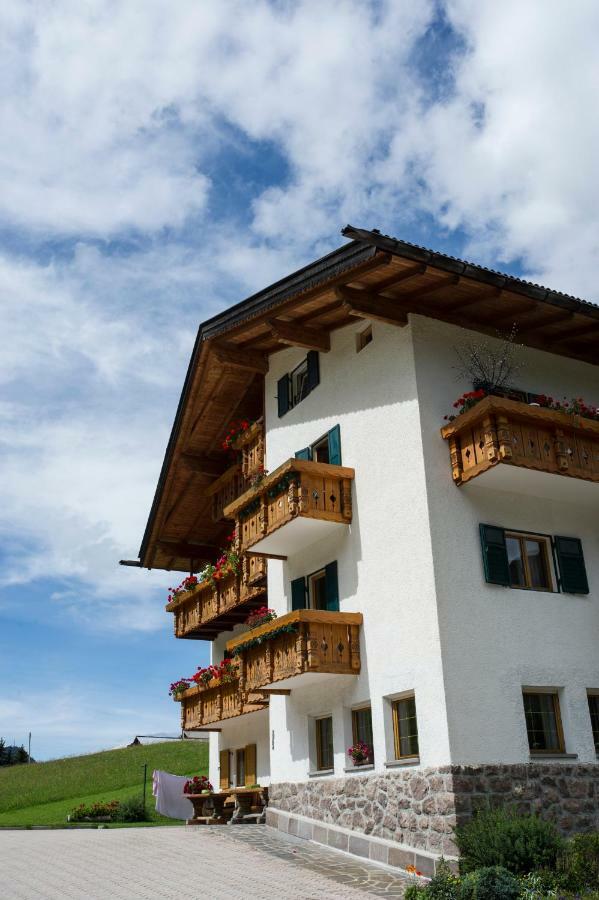 Villa Insam Sëlva di Val Gardena Eksteriør billede